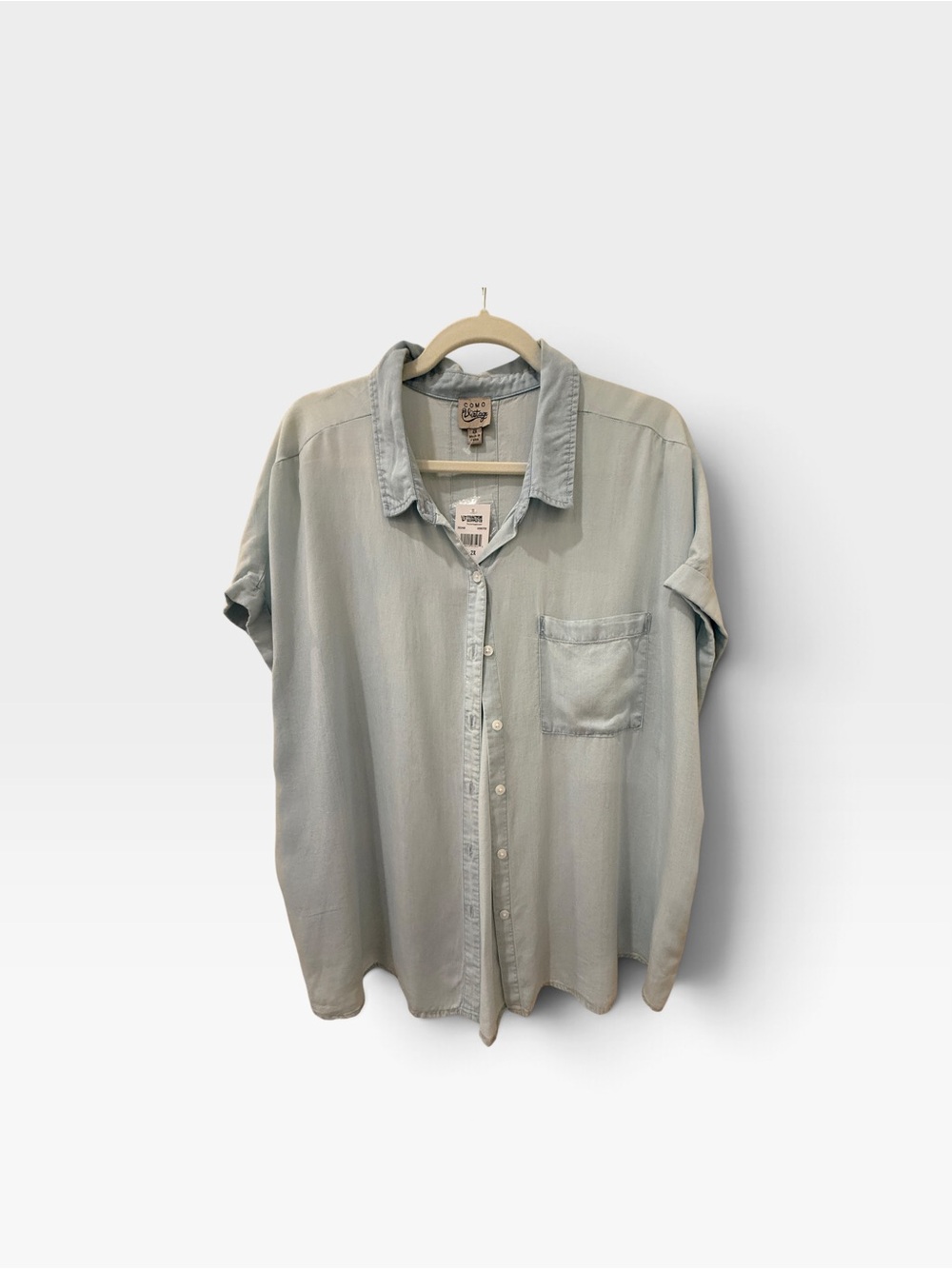 Como vintage Light Wash Denim Button Down Shirt nwt size 2